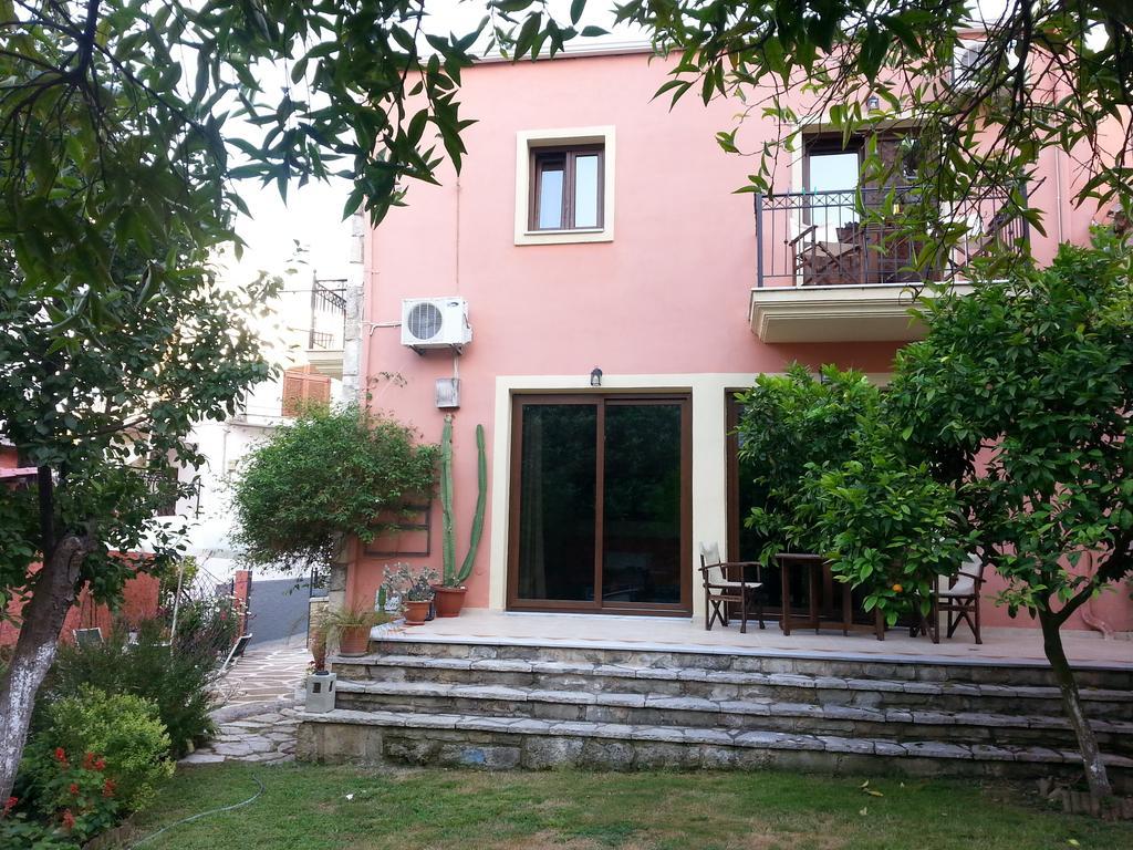 Epavli Veneti Hotel Parga Exterior photo